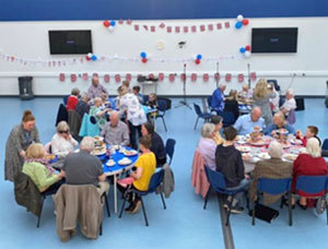 Intergenerational project brings dinnners to Dunbar Grammar School